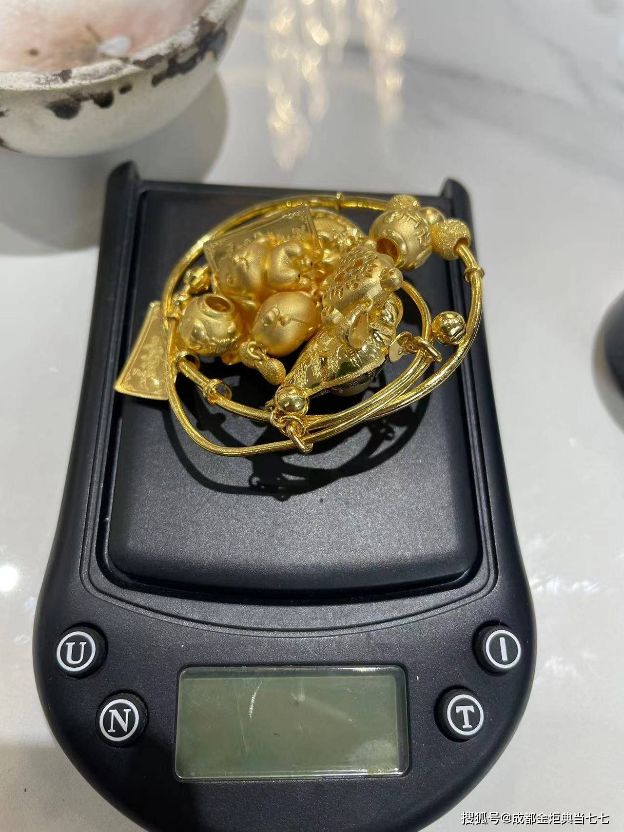 吉林最新24小时上门回收金价方法分析(最方便真实的吉林24小时上门回收黄金方法)